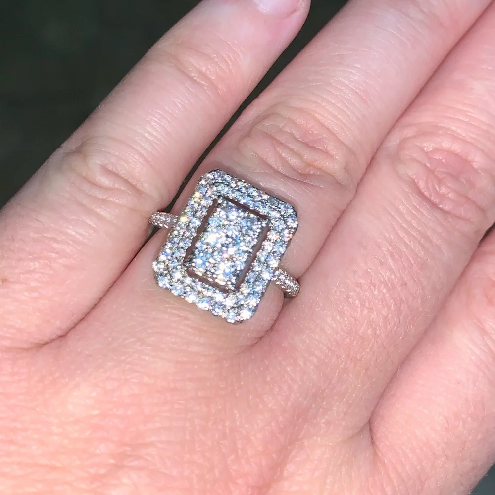 BRAND NEW WHITE SAPPHIRE STERLING SILVER STAMPED SIZE 7 - Picture 2 of 4